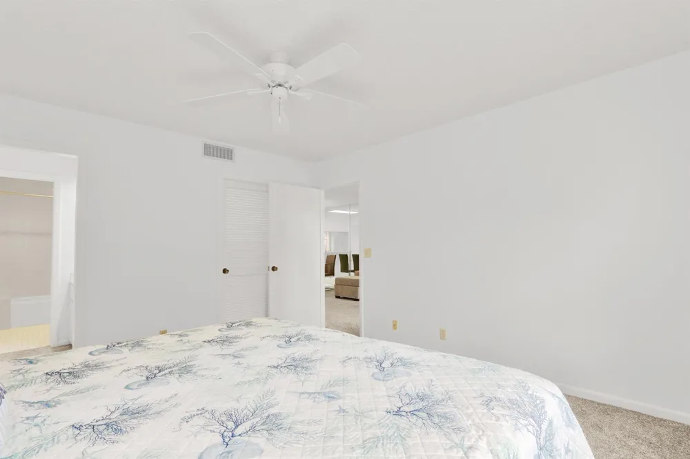 115 Bamboo Road #205 Palm Beach Shores, FL 33404