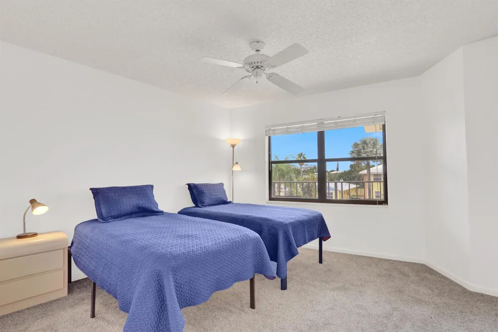 115 Bamboo Road #205 Palm Beach Shores, FL 33404