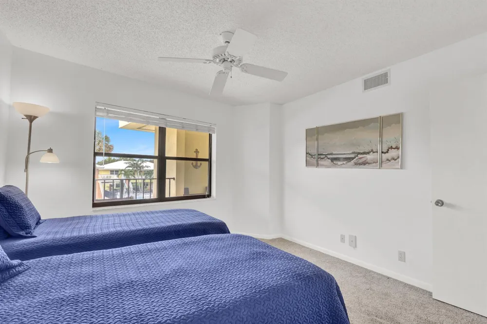 115 Bamboo Road #205 Palm Beach Shores, FL 33404