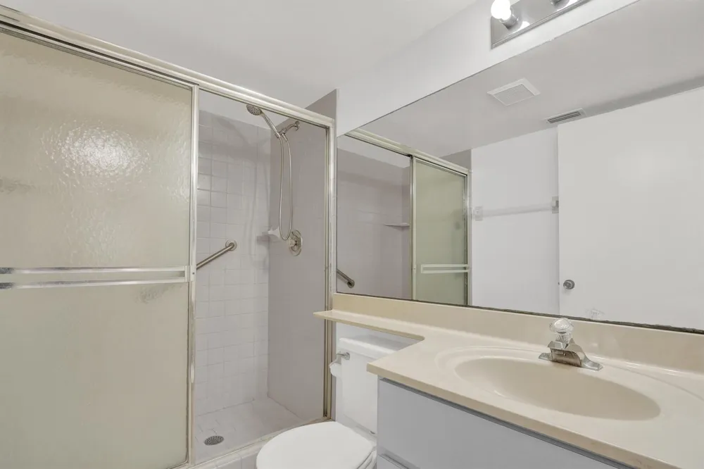 115 Bamboo Road #205 Palm Beach Shores, FL 33404