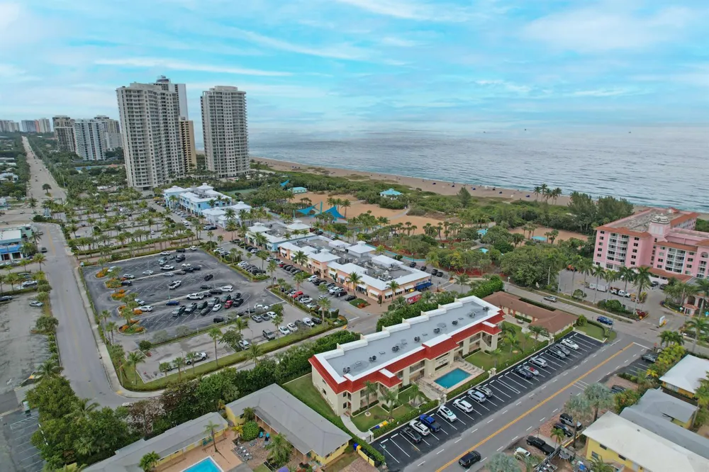 115 Bamboo Road #205 Palm Beach Shores, FL 33404