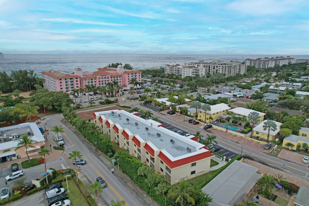 115 Bamboo Road #205 Palm Beach Shores, FL 33404