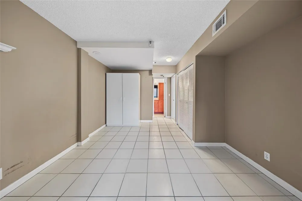 1500 Ocean Boulevard #203 Pompano Beach, FL 33062