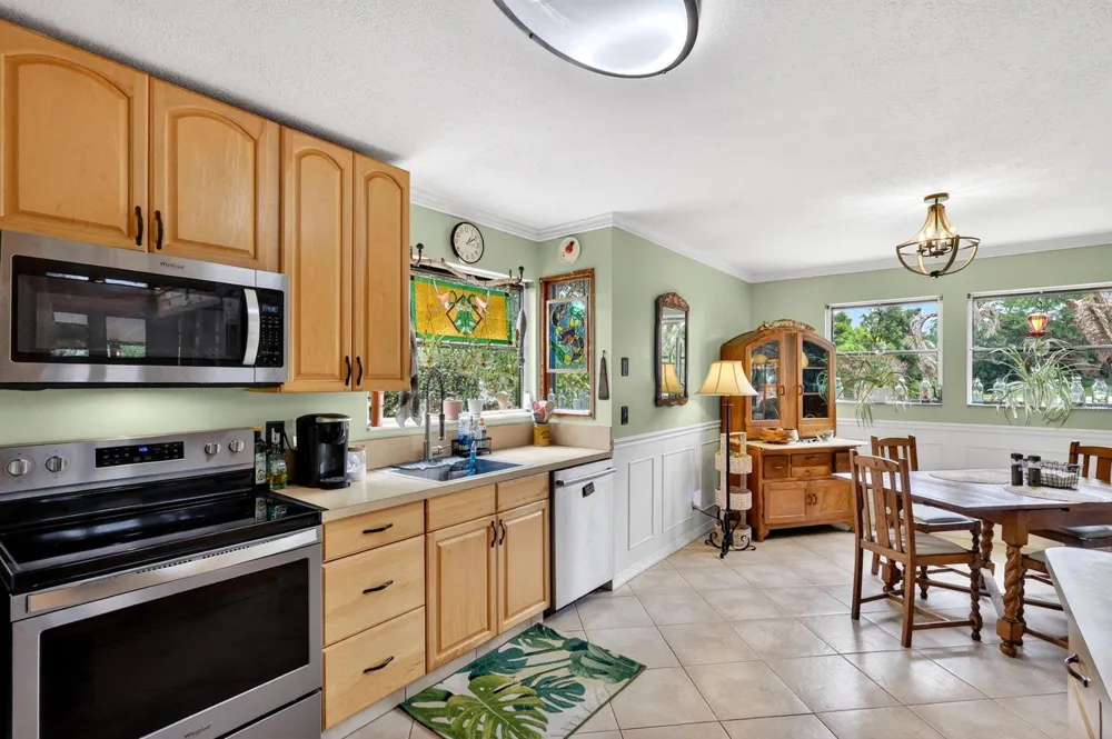 2483 SW Murphy Road Palm City, FL 34990