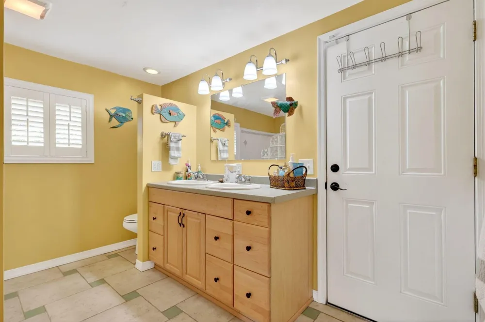 2483 SW Murphy Road Palm City, FL 34990