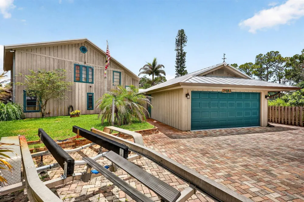2483 SW Murphy Road Palm City, FL 34990