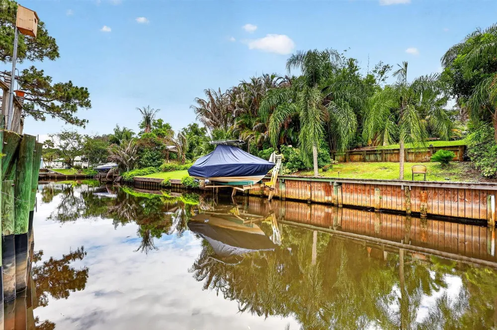 2483 SW Murphy Road Palm City, FL 34990