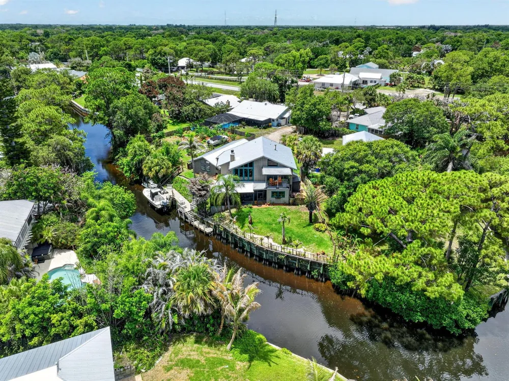 2483 SW Murphy Road Palm City, FL 34990