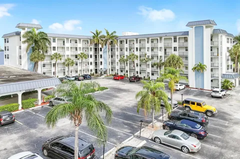 100 Paradise Harbour Boulevard #211