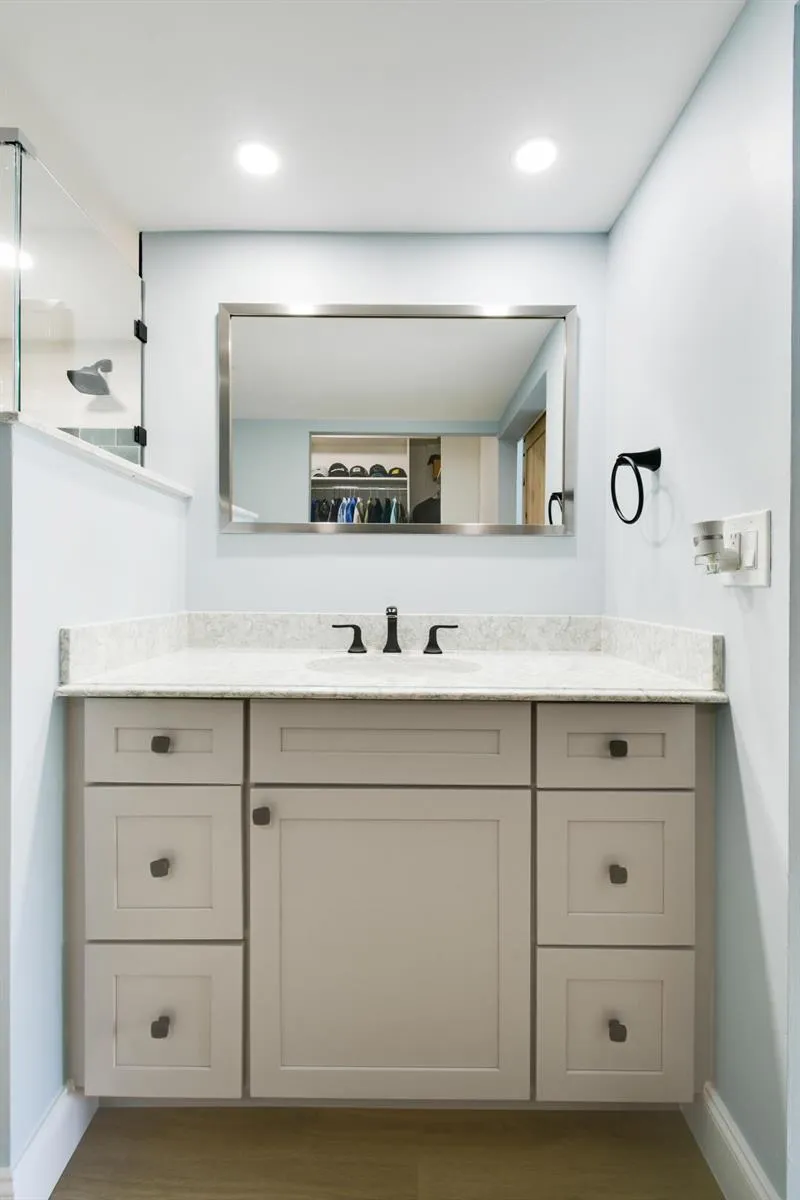 100 Paradise Harbour Boulevard #211 North Palm Beach, FL 33408