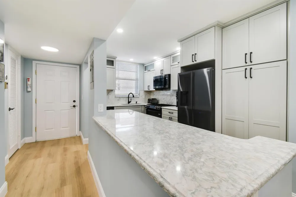100 Paradise Harbour Boulevard #211 North Palm Beach, FL 33408