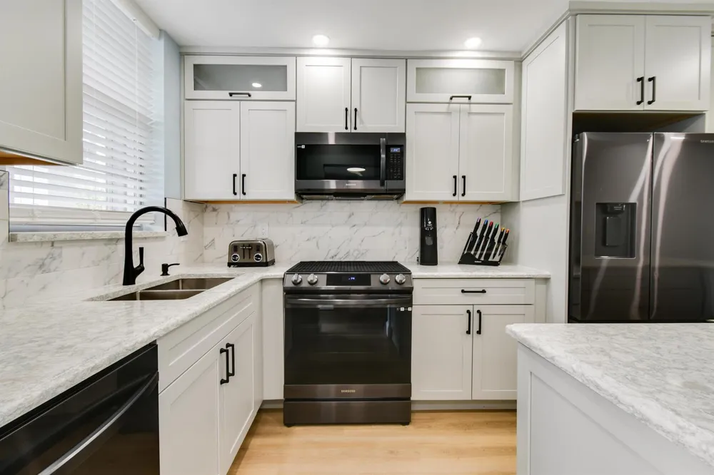 100 Paradise Harbour Boulevard #211 North Palm Beach, FL 33408