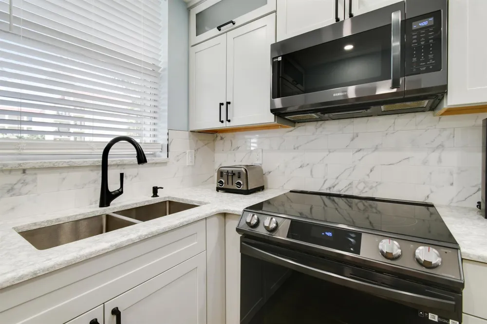 100 Paradise Harbour Boulevard #211 North Palm Beach, FL 33408