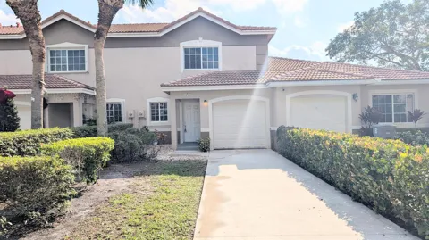 6716 Old Farm Trail