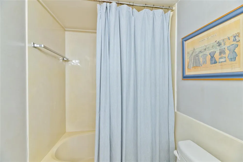 1021 Hillsboro Mile #G1 Hillsboro Beach, FL 33062