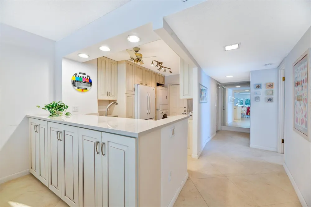 1021 Hillsboro Mile #G1 Hillsboro Beach, FL 33062