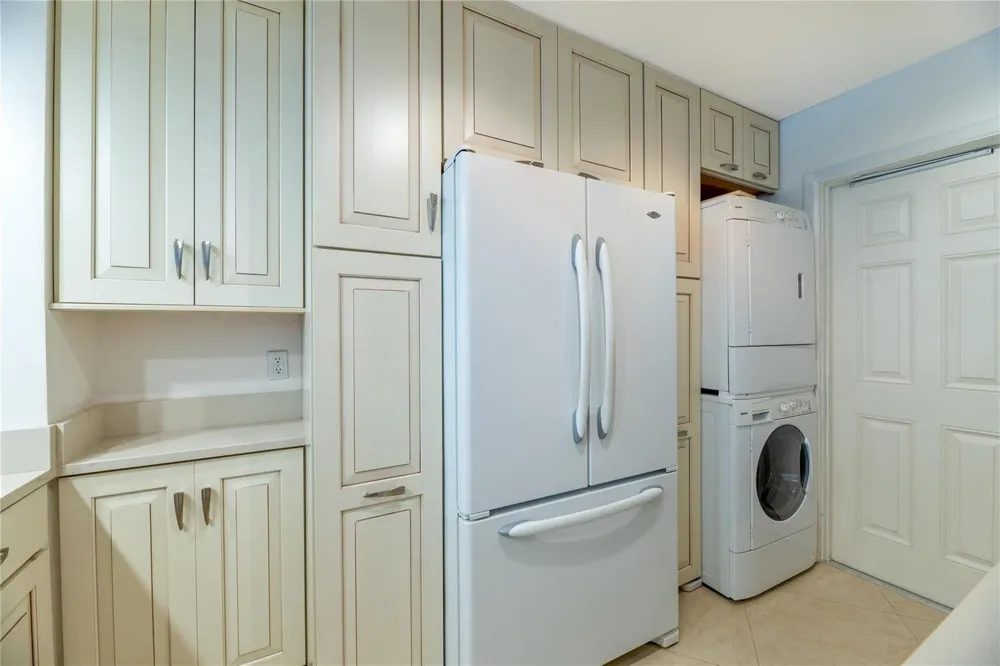 1021 Hillsboro Mile #G1 Hillsboro Beach, FL 33062
