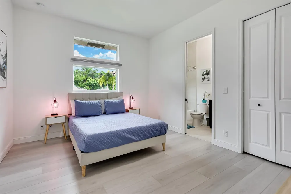 142 Brynhurst Court West Palm Beach, FL 33413