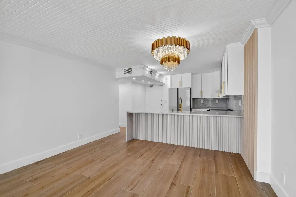 3540 S. Ocean Boulevard #810 South Palm Beach, FL 33480