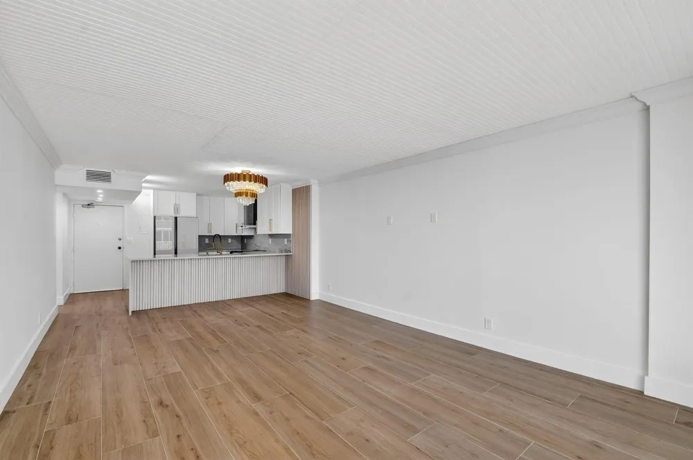 3540 S. Ocean Boulevard #810 South Palm Beach, FL 33480