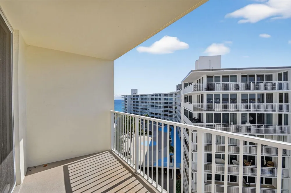 3540 S. Ocean Boulevard #810 South Palm Beach, FL 33480