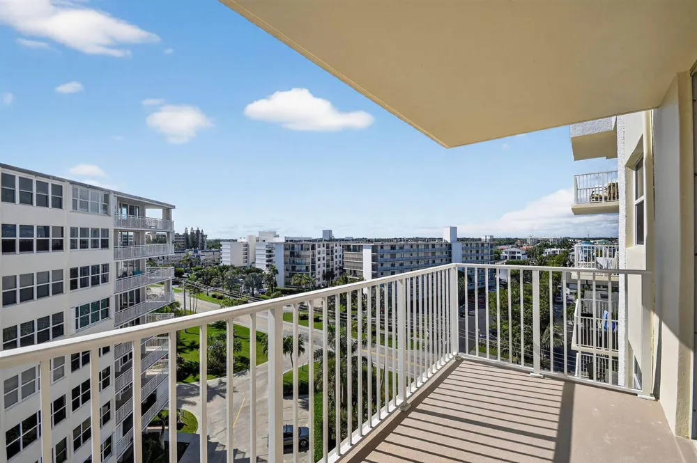 3540 S. Ocean Boulevard #810 South Palm Beach, FL 33480