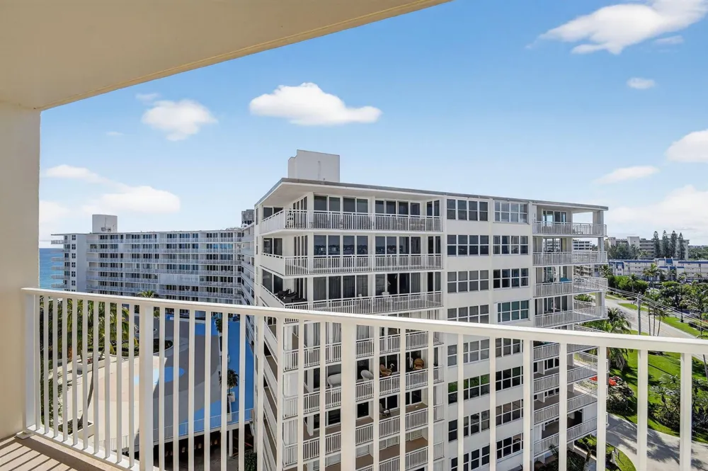 3540 S. Ocean Boulevard #810 South Palm Beach, FL 33480
