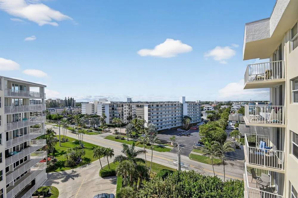 3540 S. Ocean Boulevard #810 South Palm Beach, FL 33480