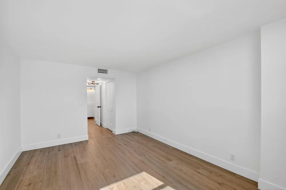 3540 S. Ocean Boulevard #810 South Palm Beach, FL 33480