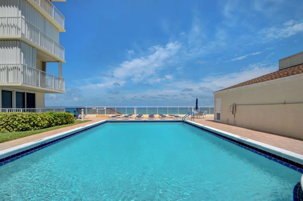 3540 S. Ocean Boulevard #810 South Palm Beach, FL 33480