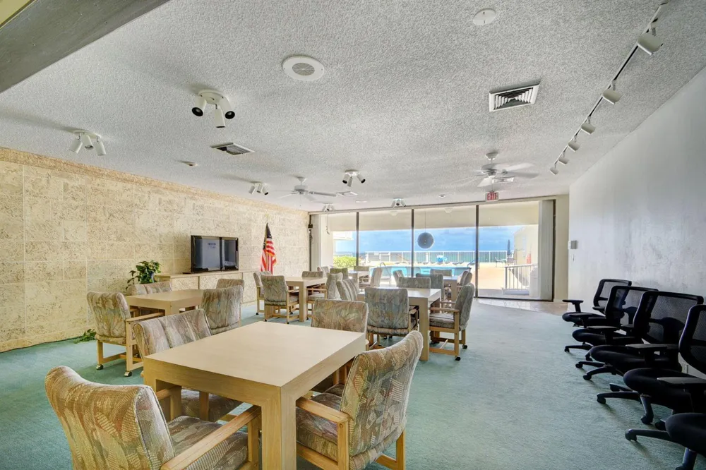 3540 S. Ocean Boulevard #810 South Palm Beach, FL 33480