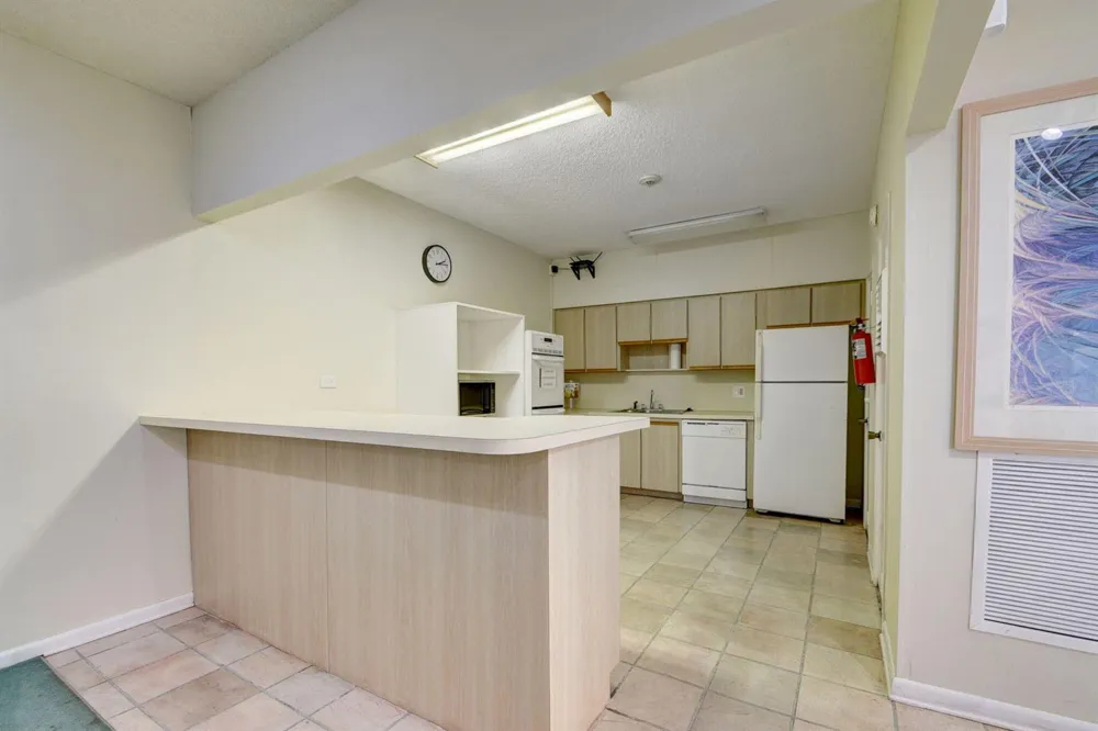 3540 S. Ocean Boulevard #810 South Palm Beach, FL 33480