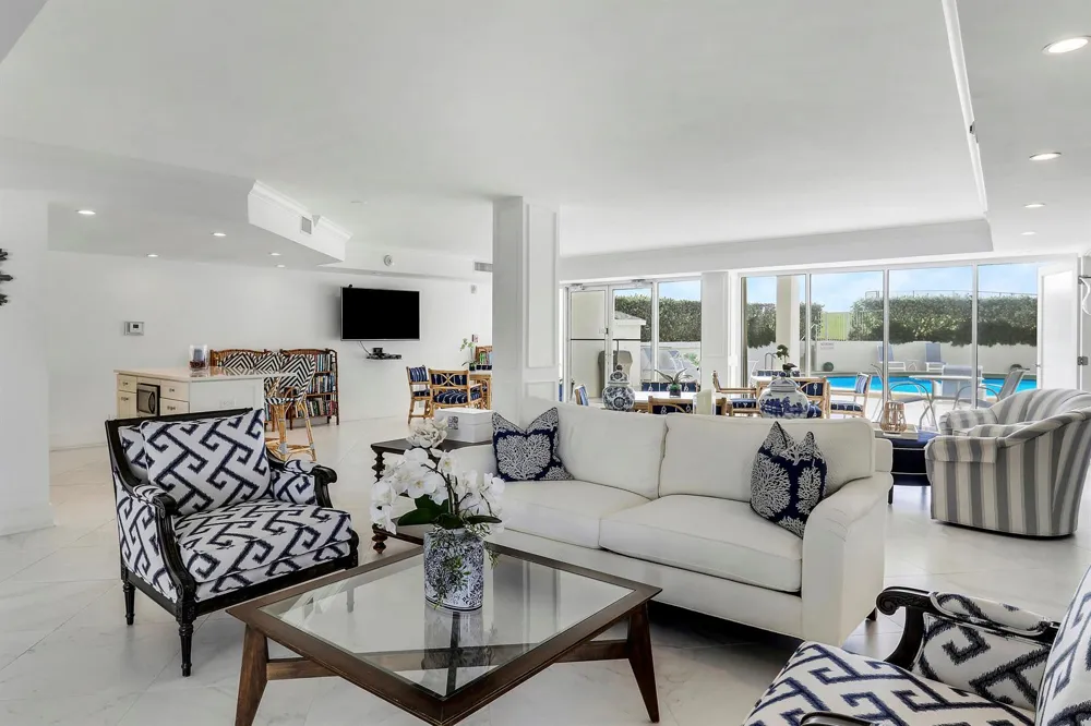 5400 Ocean Drive #1b Riviera Beach, FL 33404