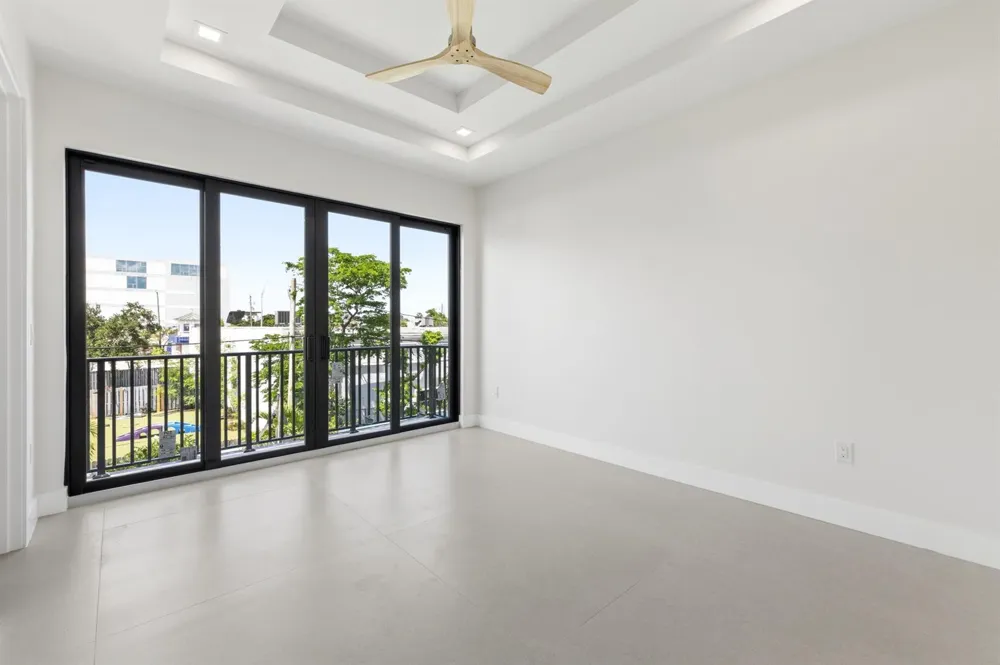 821 SW 1st Street Fort Lauderdale, FL 33312