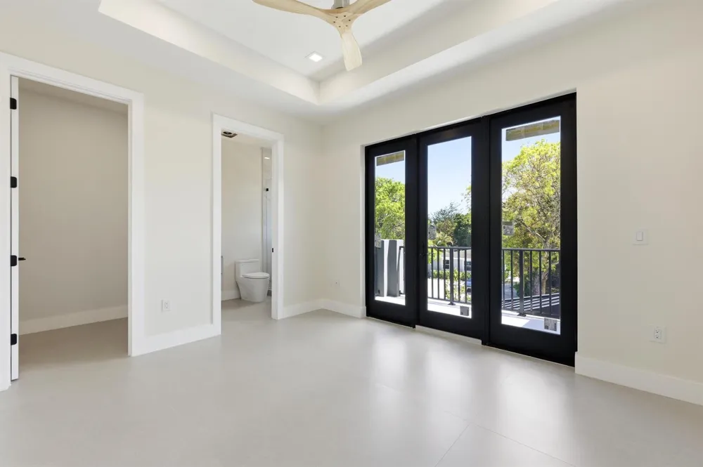 821 SW 1st Street Fort Lauderdale, FL 33312
