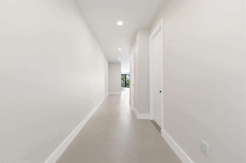 821 SW 1st Street Fort Lauderdale, FL 33312