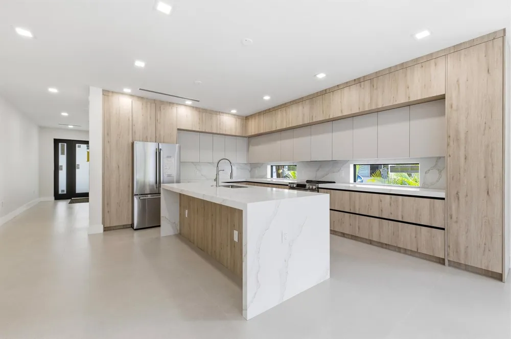 819 SW 1st Street Fort Lauderdale, FL 33312