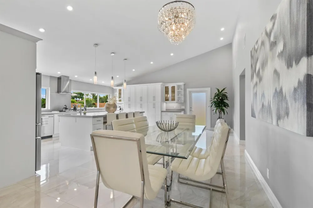 7101 W Lake Drive Lake Clarke Shores, FL 33406