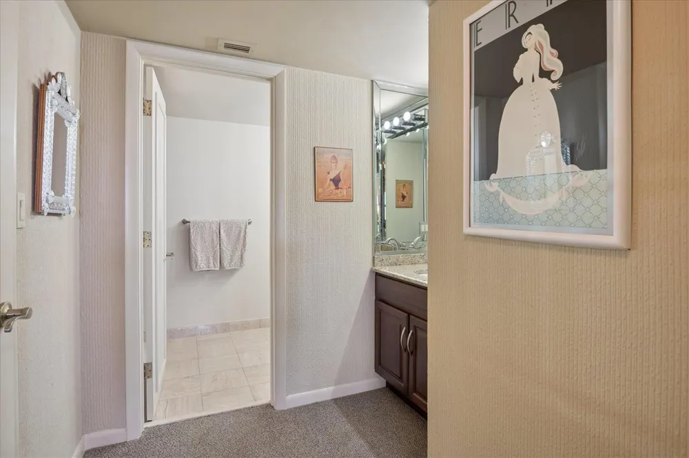 1201 S Ocean #704s Hollywood, FL 33019