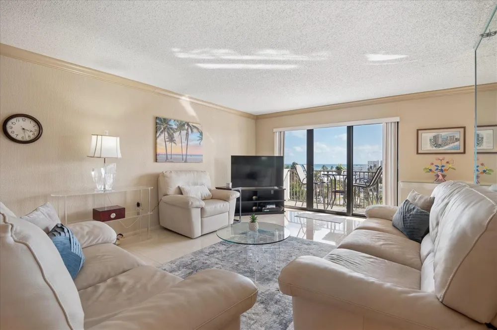 1201 S Ocean #704s Hollywood, FL 33019