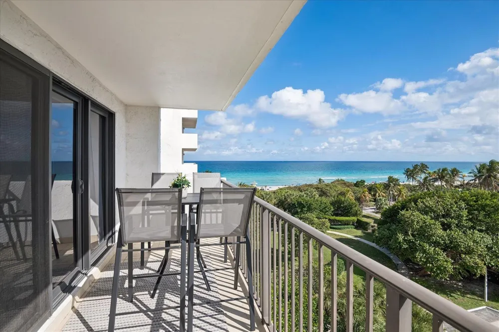 1201 S Ocean #704s Hollywood, FL 33019