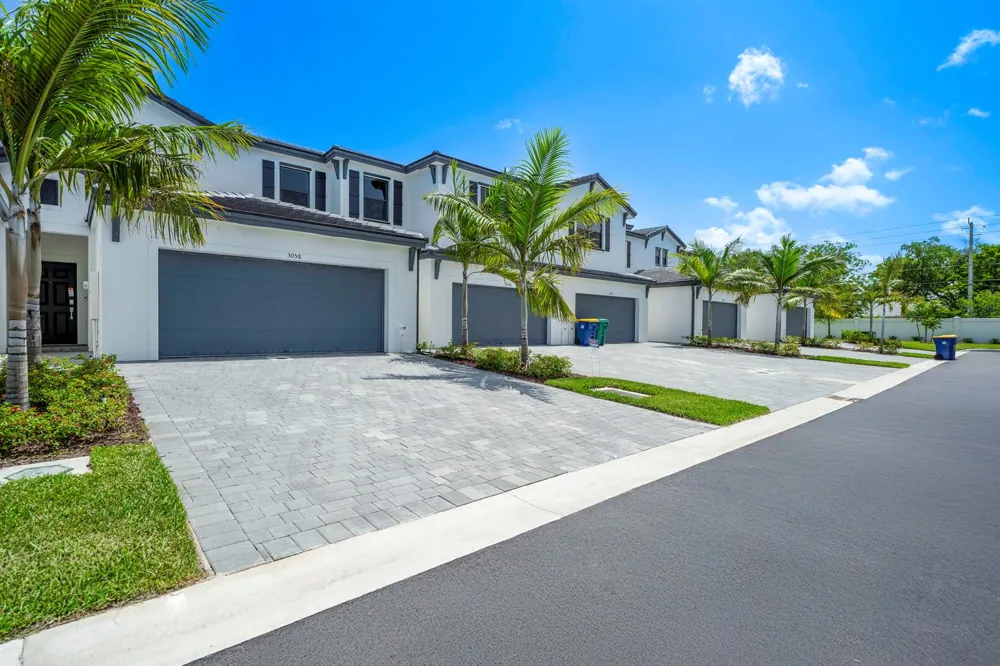 5838 Park Place #3058 Dania Beach, FL 33312