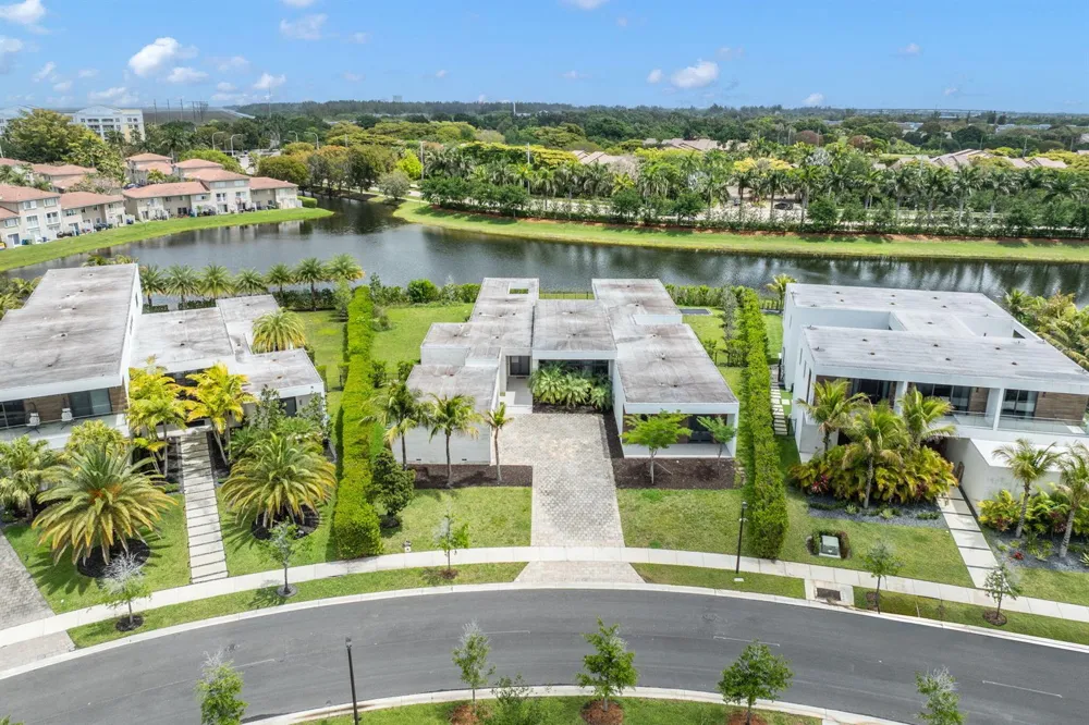 16539 Botaniko Dr Drive Weston, FL 33326