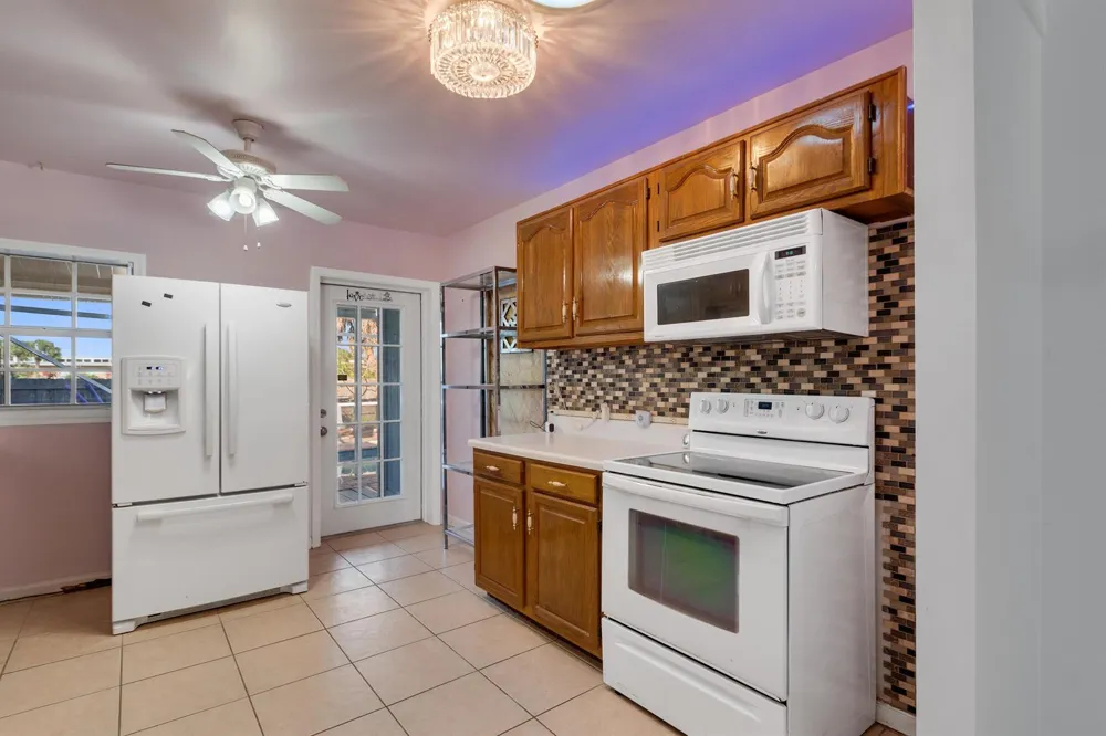 1545 Highland Avenue Vero Beach, FL 32960