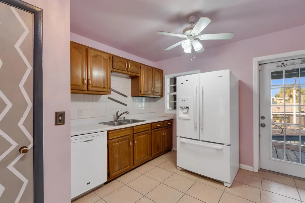 1545 Highland Avenue Vero Beach, FL 32960