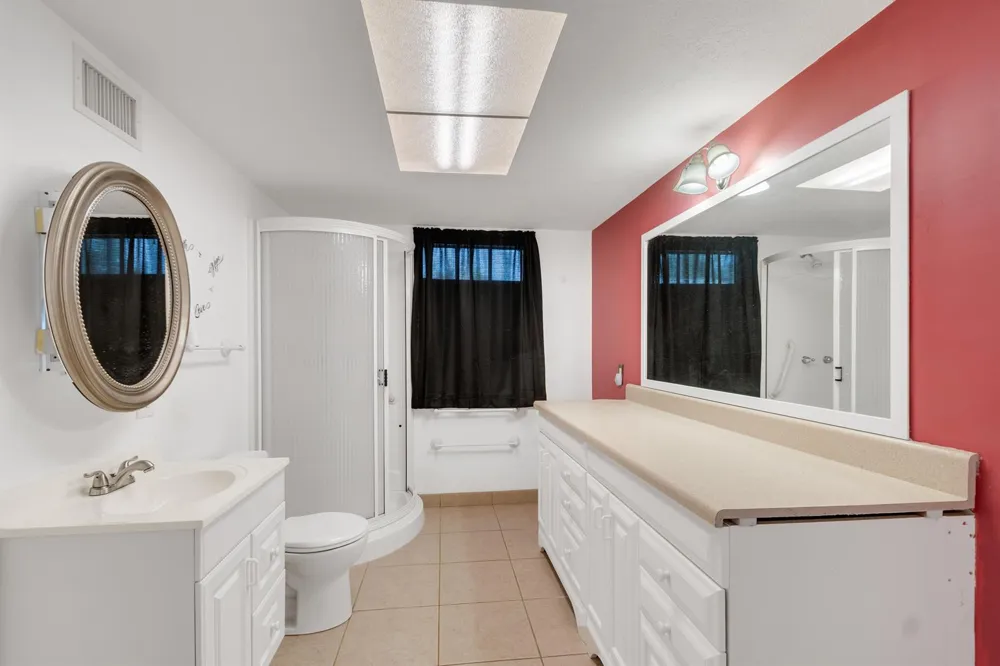 1545 Highland Avenue Vero Beach, FL 32960
