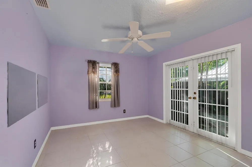 1545 Highland Avenue Vero Beach, FL 32960