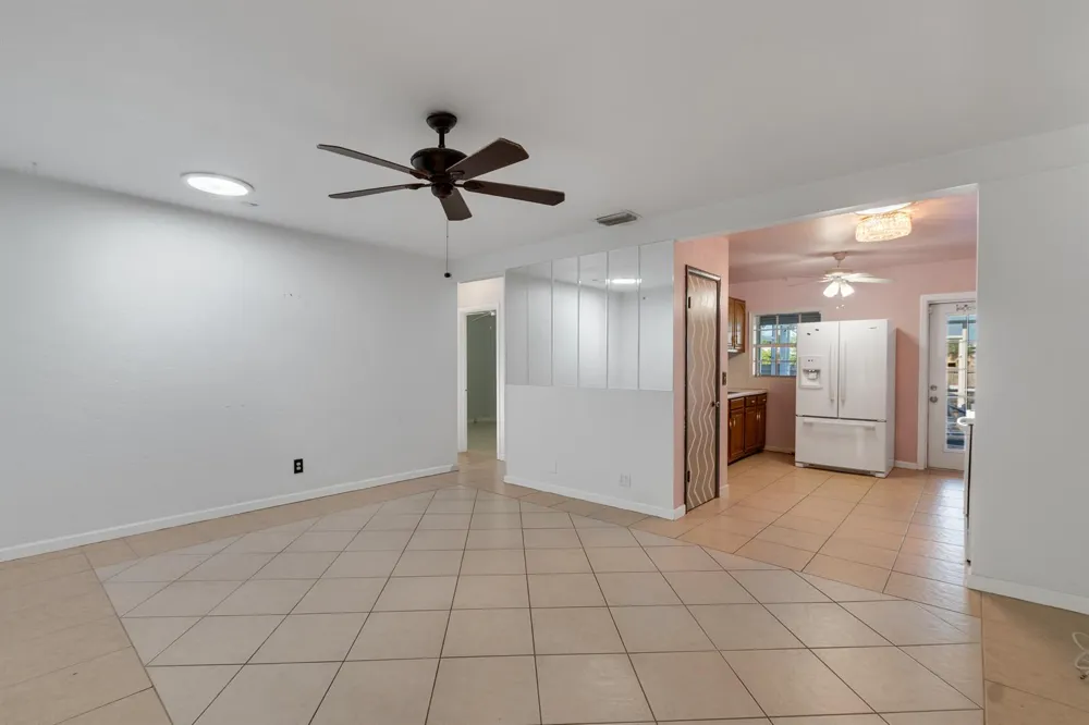 1545 Highland Avenue Vero Beach, FL 32960