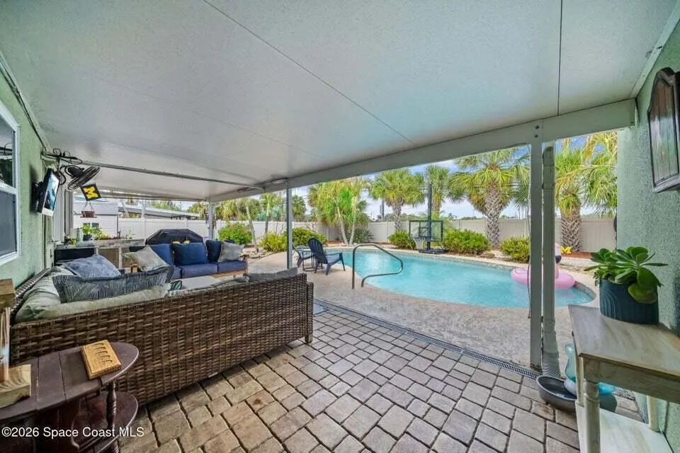 121 Algonquin Terrace Indian Harbour Beach, FL 32937