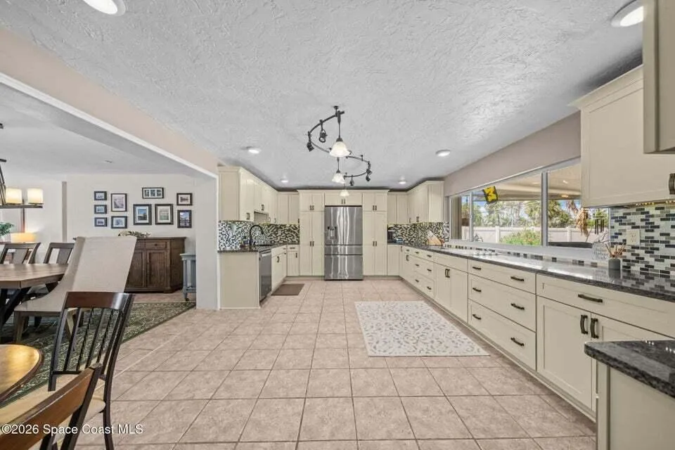 121 Algonquin Terrace Indian Harbour Beach, FL 32937
